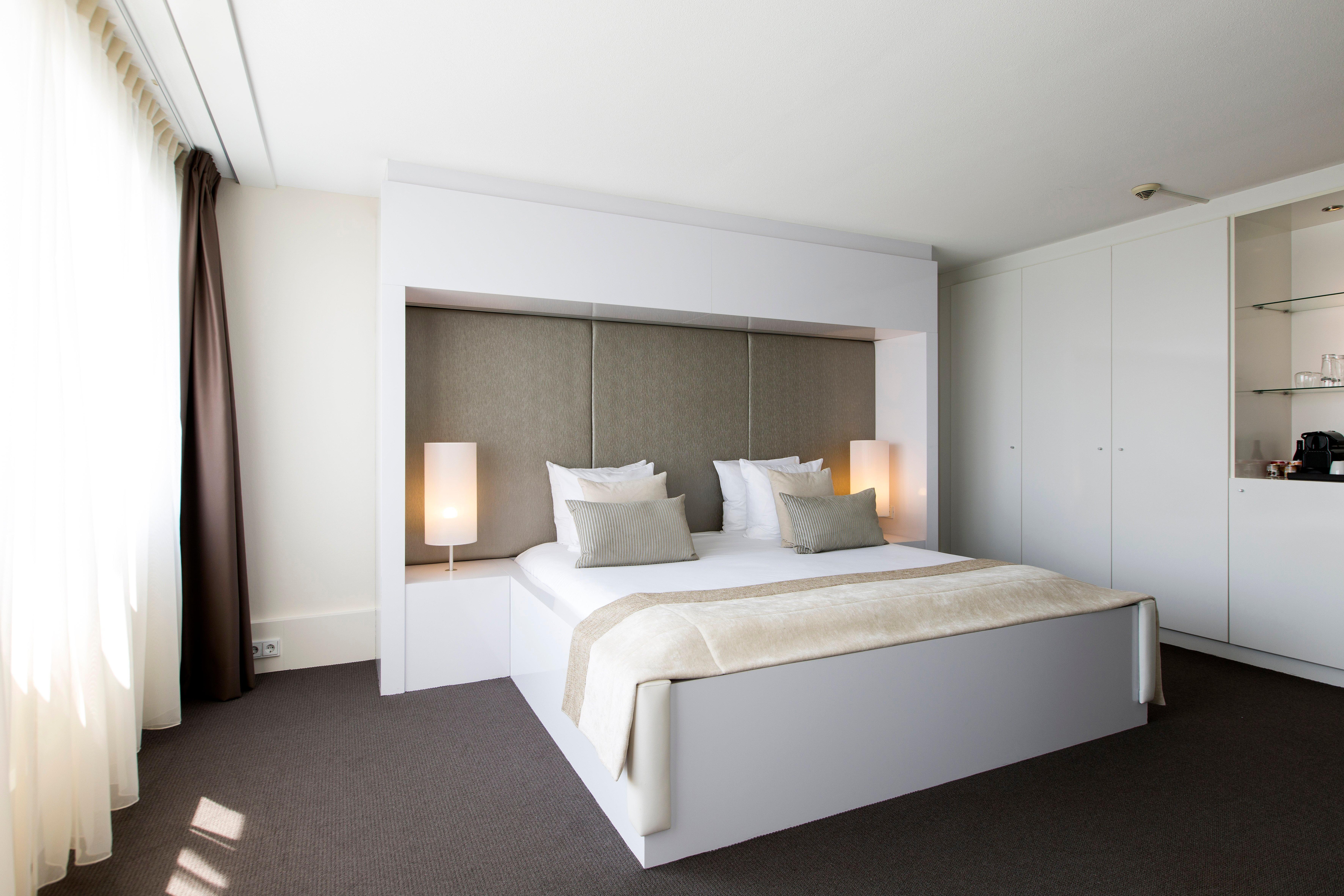 Holiday Inn Eindhoven Centre By Ihg Exterior foto